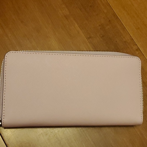 Kate Spade ♠️ large continental wallet 578 - Picture 3 of 12
